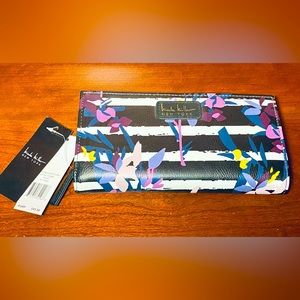 Nicole Miller wallet